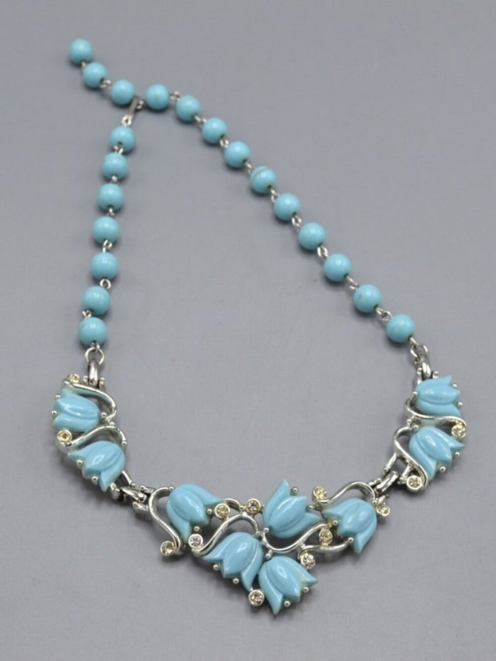 Kramer Vintage 50's Thermaset Tulip Necklace - Picture 6 of 9